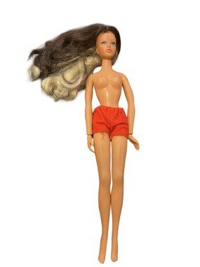 Vintage 1975 MOD Tuesday Taylor Doll with Color Change Hair Light Dark H-248